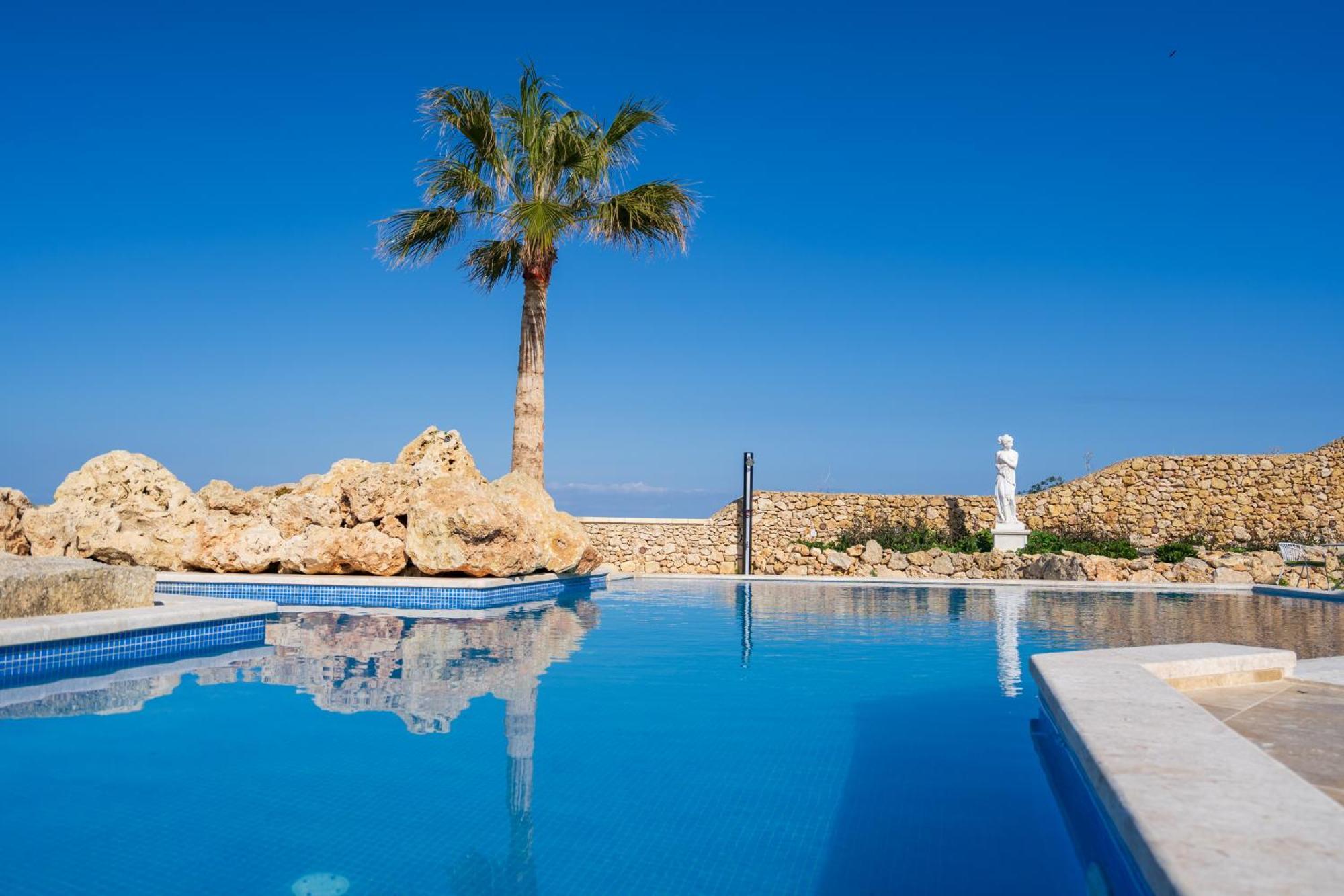 L-Eremita Boutique Hotel Qala Екстер'єр фото