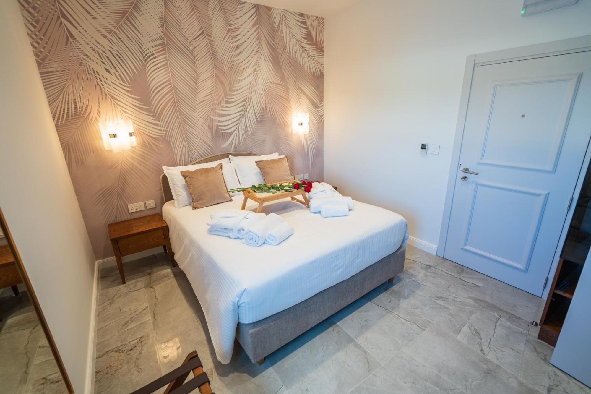 L-Eremita Boutique Hotel Qala Екстер'єр фото