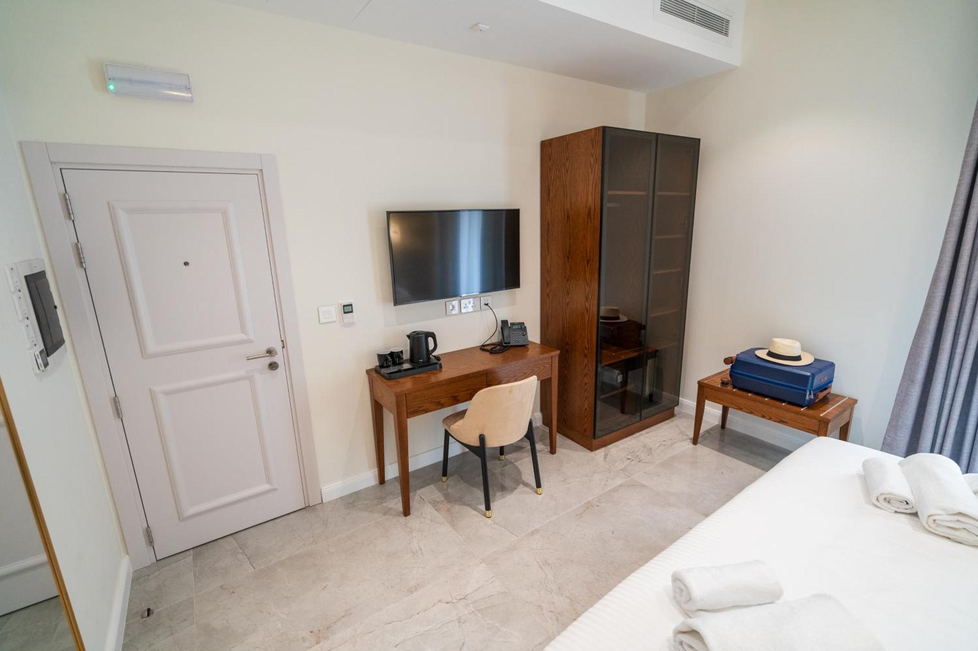 L-Eremita Boutique Hotel Qala Екстер'єр фото