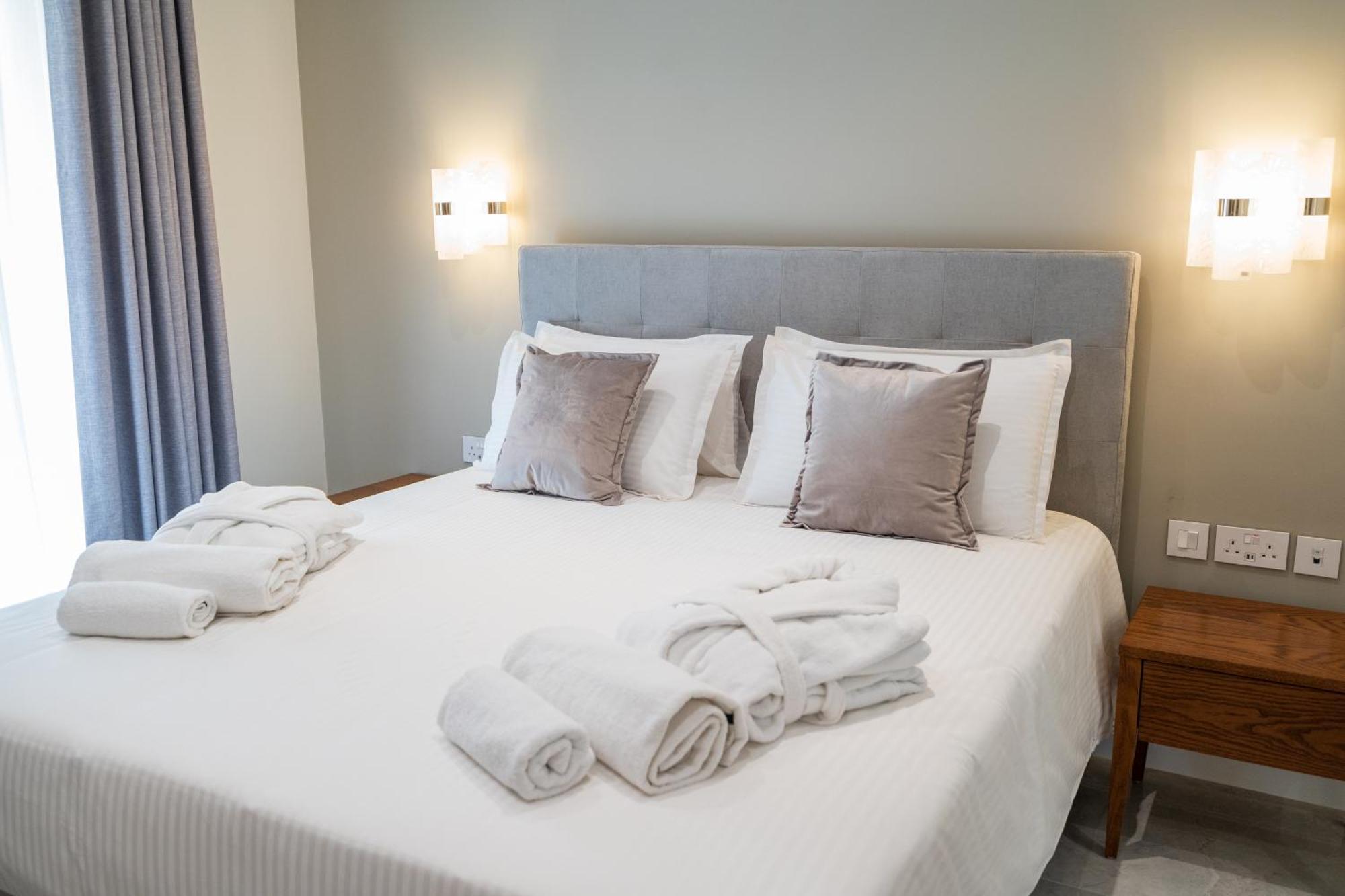 L-Eremita Boutique Hotel Qala Екстер'єр фото