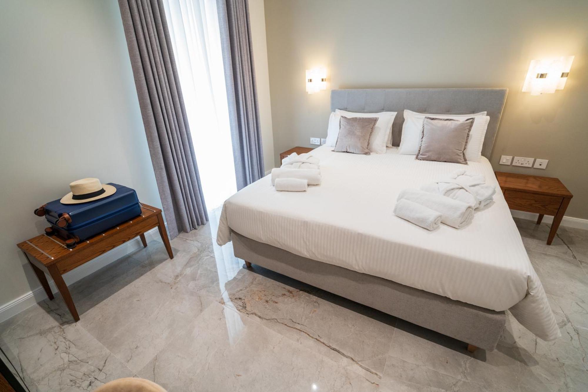 L-Eremita Boutique Hotel Qala Екстер'єр фото