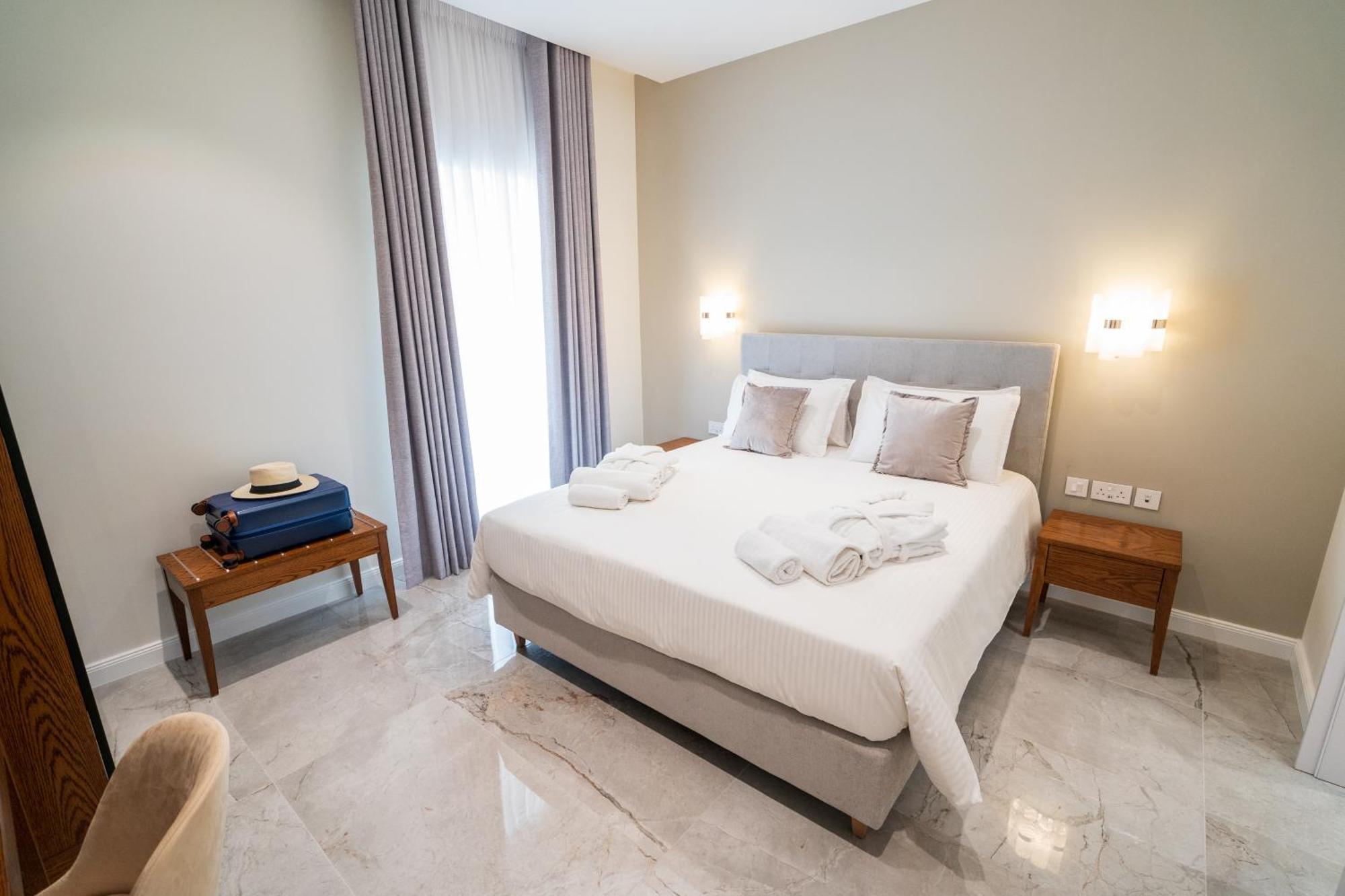 L-Eremita Boutique Hotel Qala Екстер'єр фото