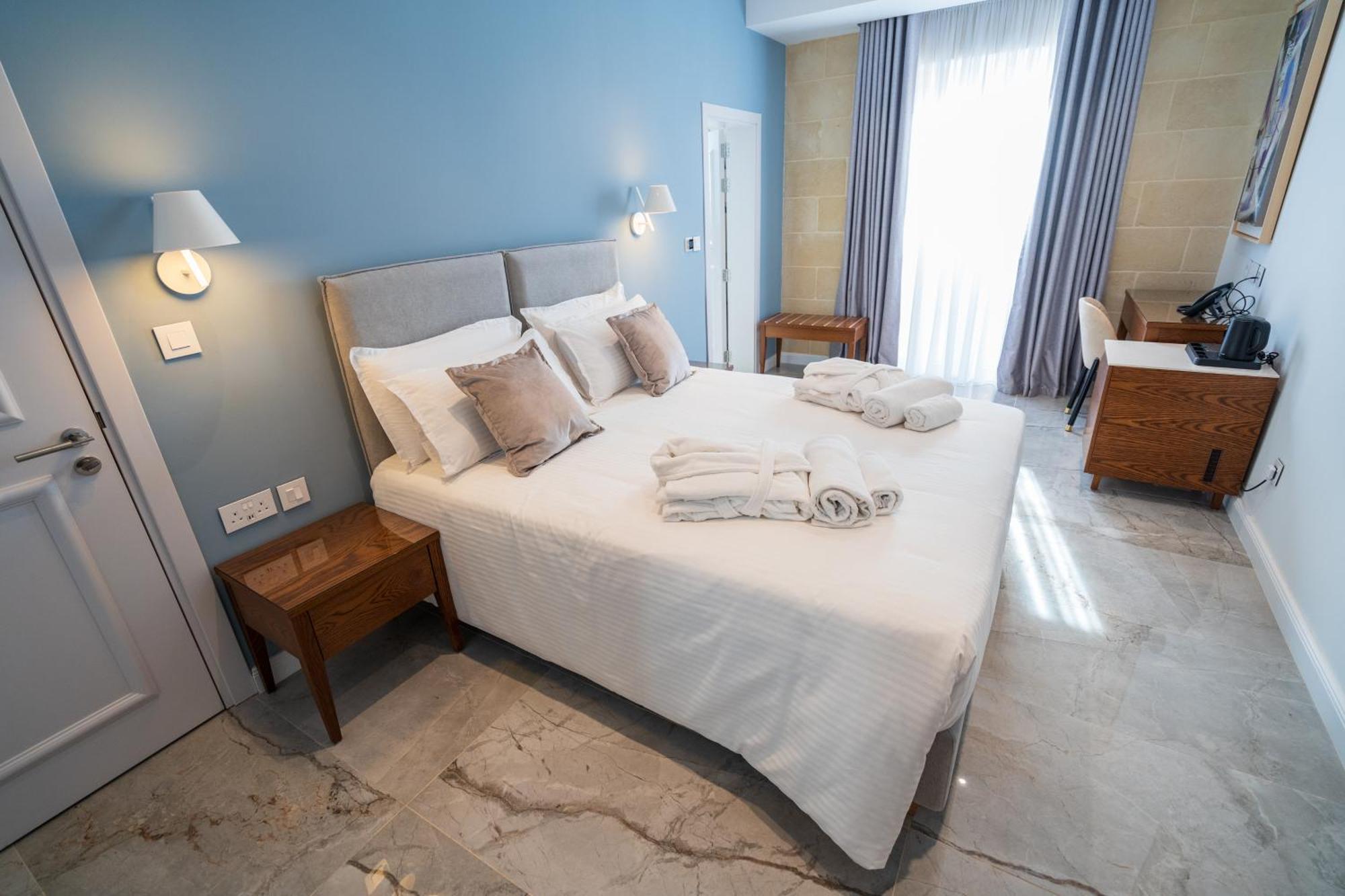 L-Eremita Boutique Hotel Qala Екстер'єр фото