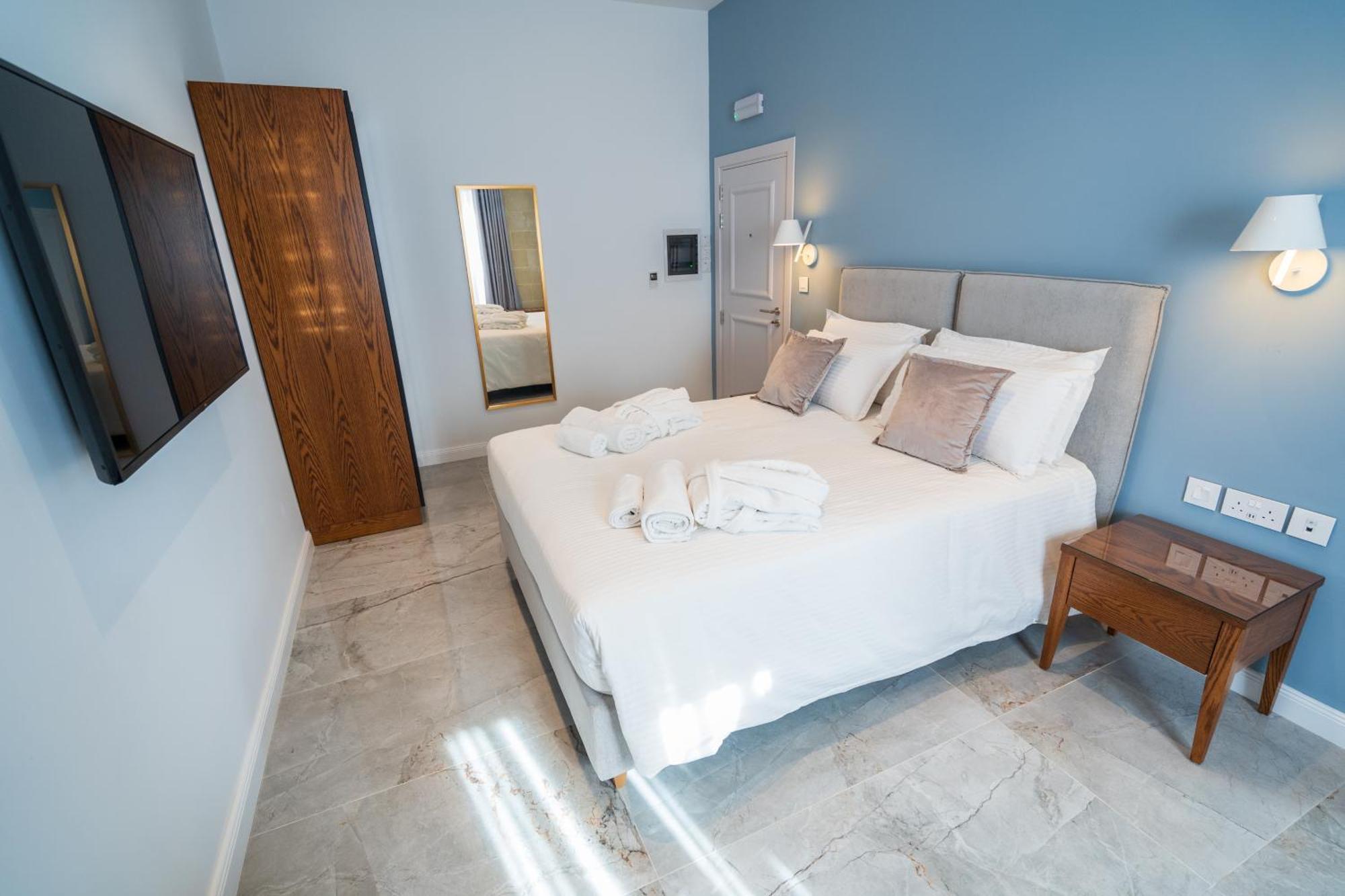 L-Eremita Boutique Hotel Qala Екстер'єр фото