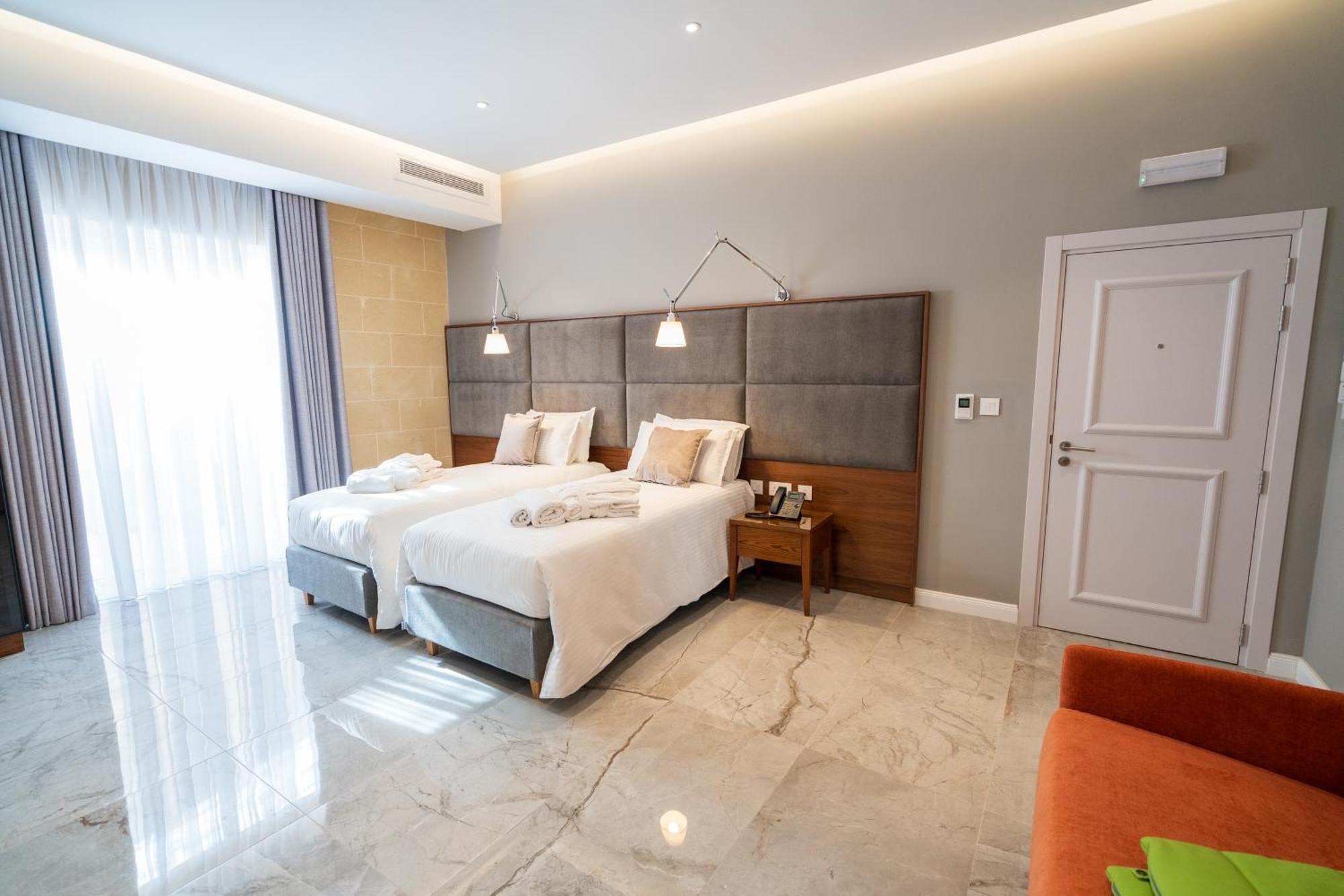 L-Eremita Boutique Hotel Qala Екстер'єр фото