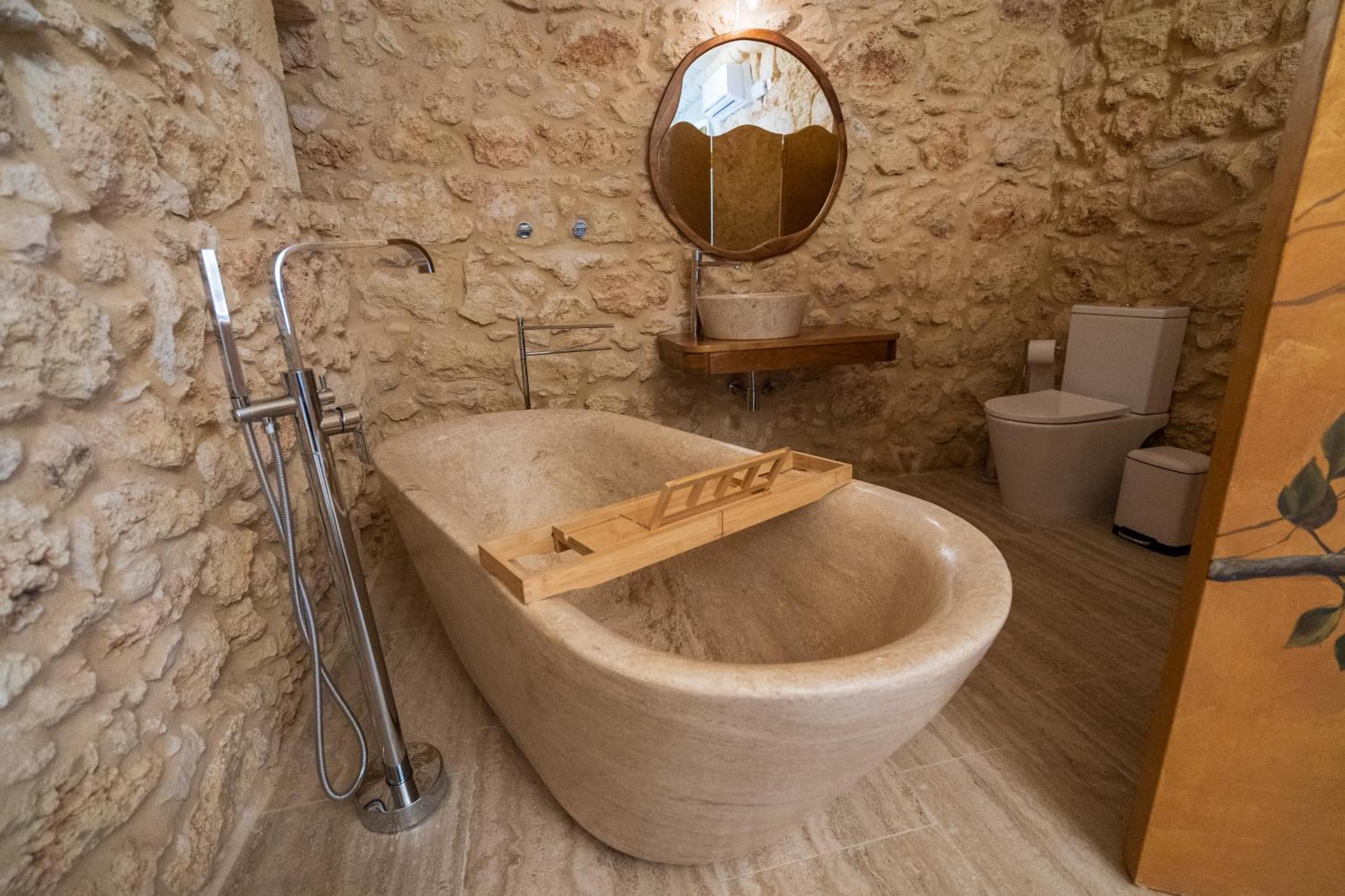 L-Eremita Boutique Hotel Qala Екстер'єр фото