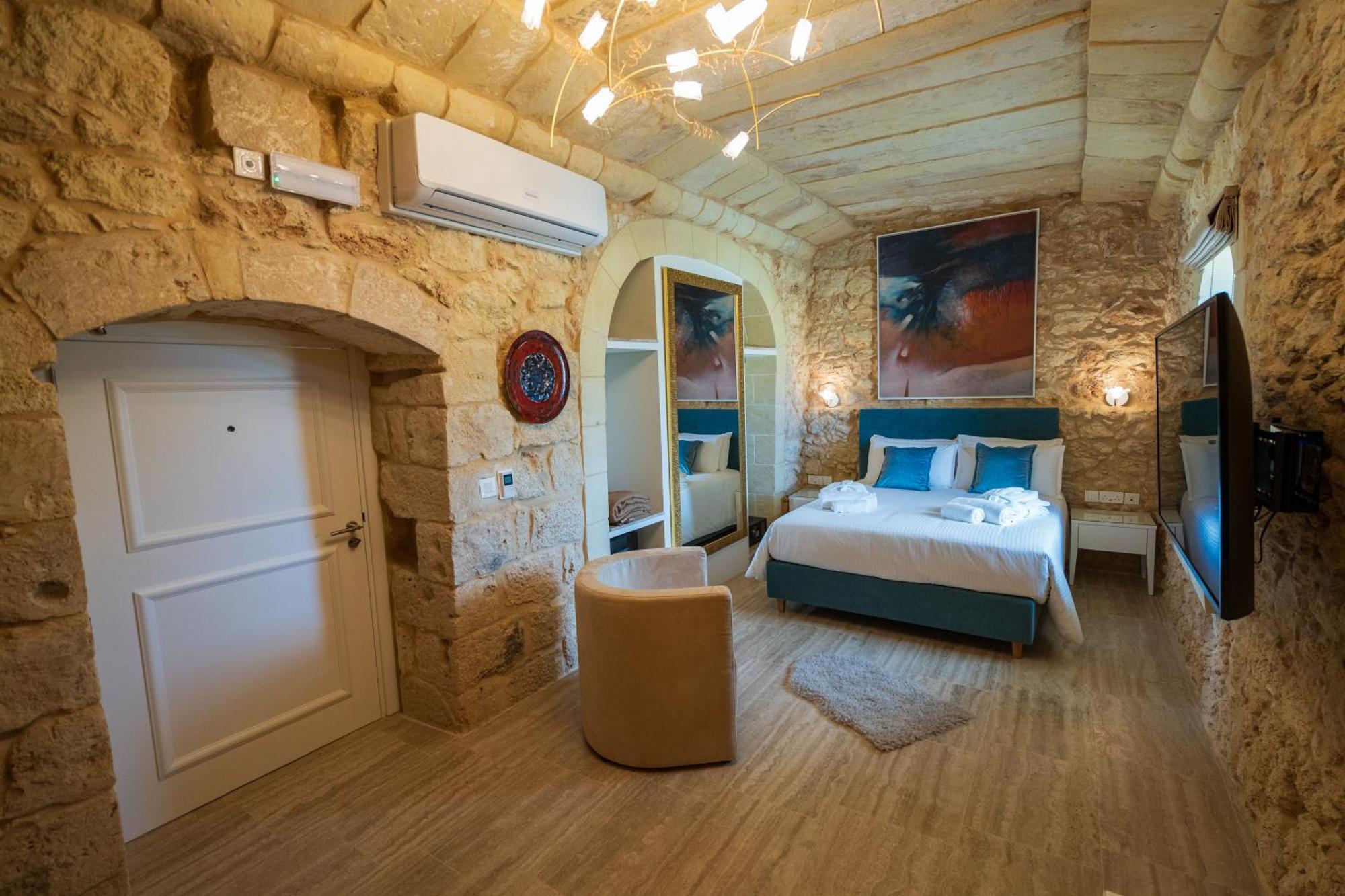 L-Eremita Boutique Hotel Qala Екстер'єр фото