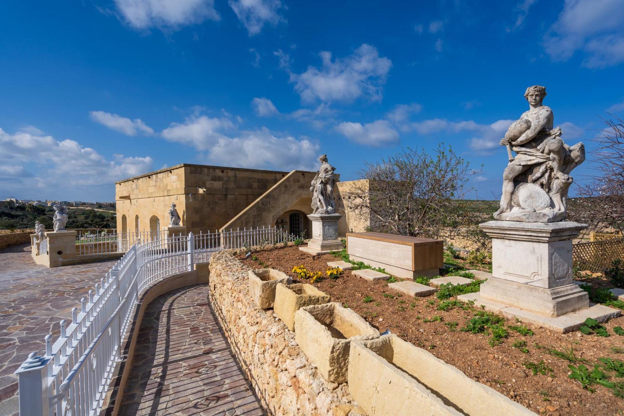 L-Eremita Boutique Hotel Qala Екстер'єр фото