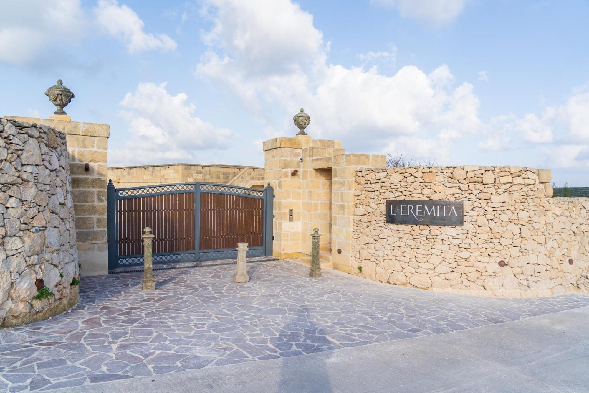 L-Eremita Boutique Hotel Qala Екстер'єр фото